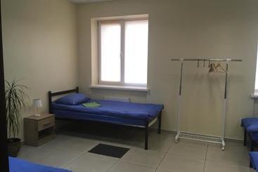 هاستل Academ House