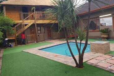 تختخواب و صبحانه Lauren Palace Guest House
