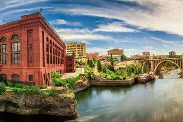 هتل Indigo Spokane Downtown, An Ihg