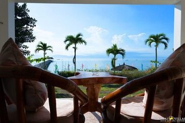 هتل Kasai Village Dive Resort
