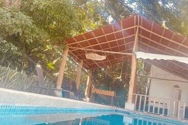 هتل Villas Cabuya Beach & Forest