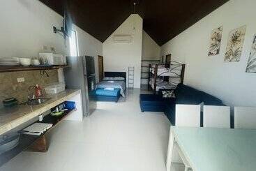 هتل Villas Cabuya Beach & Forest
