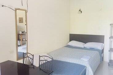 هتل Villas Cabuya Beach & Forest