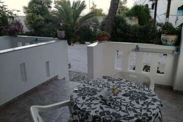 پانسیون Maria Studios