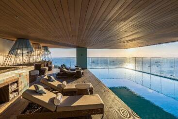 هتل Fusion Suites Vung Tau