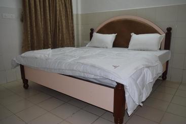 هتل Athidhi Inn