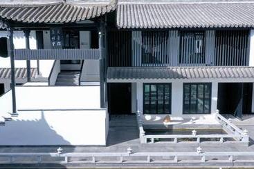 Xijian Hotel   Kunming Dongfeng East Road Dashuying Metro Station