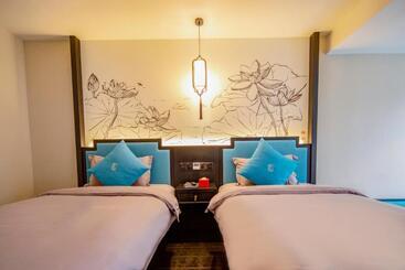 Xijian Hotel   Kunming Dongfeng East Road Dashuying Metro Station