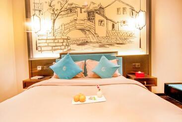 Xijian Hotel   Kunming Dongfeng East Road Dashuying Metro Station