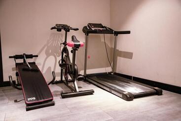 Xijian Hotel   Kunming Dongfeng East Road Dashuying Metro Station