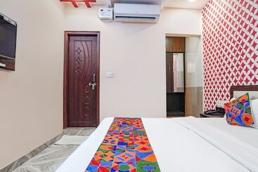 هتل Fabexpress Shree Karuna
