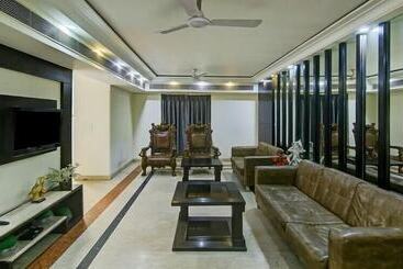 Otel Liveinn Style
