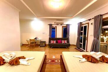 پانسیون Chomkatae Bungalows