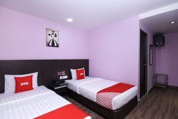 هتل Oyo 89775 98inn