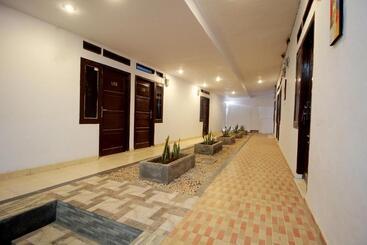 هتل Reddoorz Near Jalan Soeprapto Bengkulu