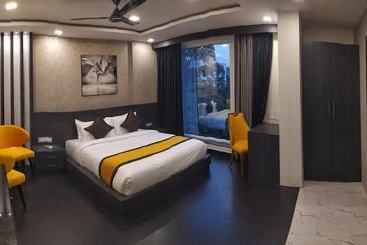 Fabhotel Prime Kzar Corporate   Nr Sealdah Station