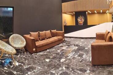 Fabhotel Prime Kzar Corporate   Nr Sealdah Station