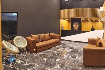 Fabhotel Prime Kzar Corporate   Nr Sealdah Station