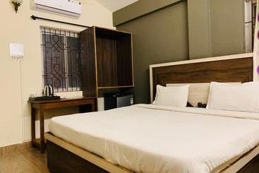 هتل Baga Beach Lagoon