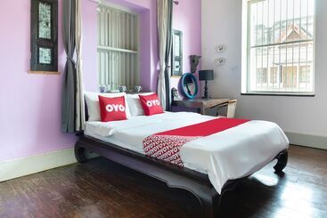 هتل Oyo Old Town Boutique Hostel