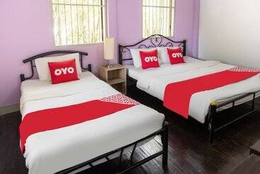 هتل Oyo Old Town Boutique Hostel