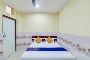 هتل Spot On 63477 Aashirwad Guest House