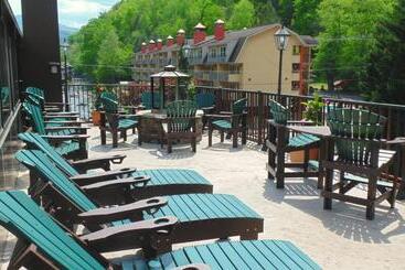 Hotel Baymont By Wyndham Gatlinburg On The River