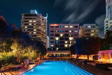 هتل Nautilus Sonesta Miami Beach