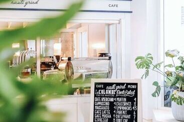 هتل Nautilus Sonesta Miami Beach
