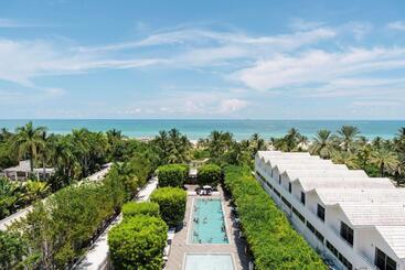 هتل Nautilus Sonesta Miami Beach