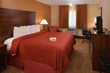 هتل Quality Inn