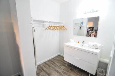 هتل Regency Inn & Suites Sarasota