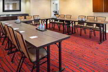 هتل Residence Inn By Marriott Atlanta Airport North/virginia Ave