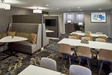هتل Residence Inn By Marriott Atlanta Airport North/virginia Ave