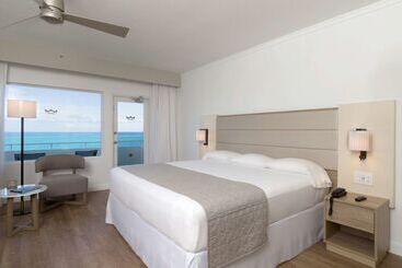 هتل Riu Plaza Miami Beach