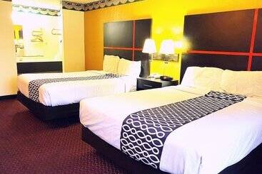 هتل Rodeway Inn