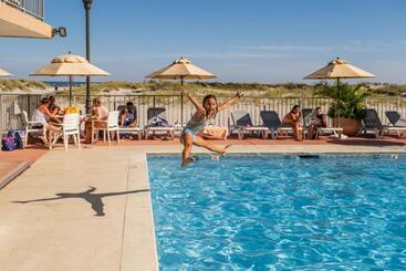 Reges Oceanfront Resort