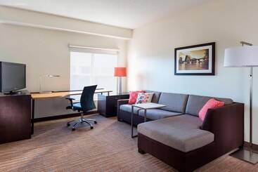 Residence Inn By Marriott Bloomington By Mall Of America