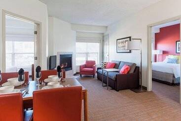 Residence Inn By Marriott Bloomington By Mall Of America