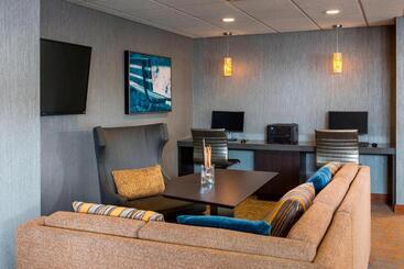 Residence Inn By Marriott Bloomington By Mall Of America