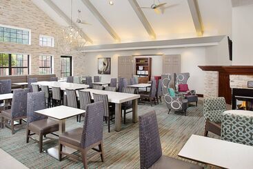 Residence Inn Dallas Addison/quorum Drive