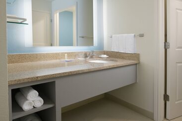 Residence Inn Dallas Addison/quorum Drive