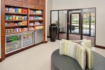 Residence Inn Dallas Addison/quorum Drive