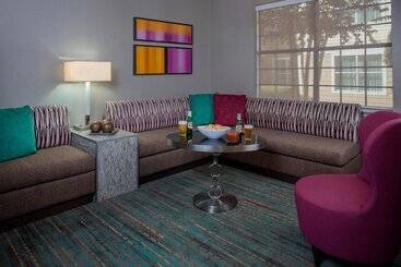 Residence Inn By Marriott New Orleans Metairie