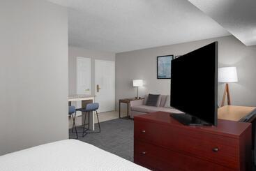 Residence Inn By Marriott San Diego Downtown