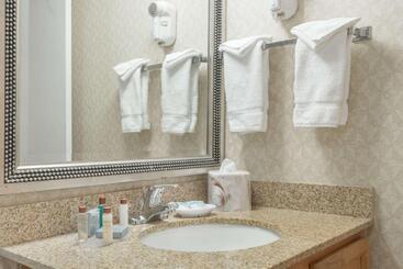 اقامتگاه Value Suites Extended Stay   St Louis