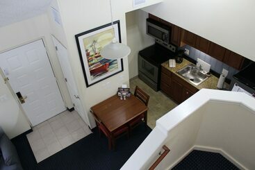 Резиденция Doral Inn & Suites Miami Airport West