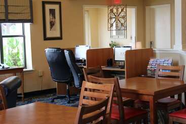 Резиденция Doral Inn & Suites Miami Airport West