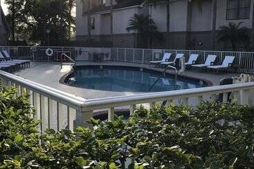 Резиденция Doral Inn & Suites Miami Airport West