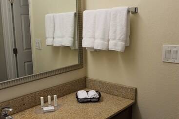 Резиденция Doral Inn & Suites Miami Airport West